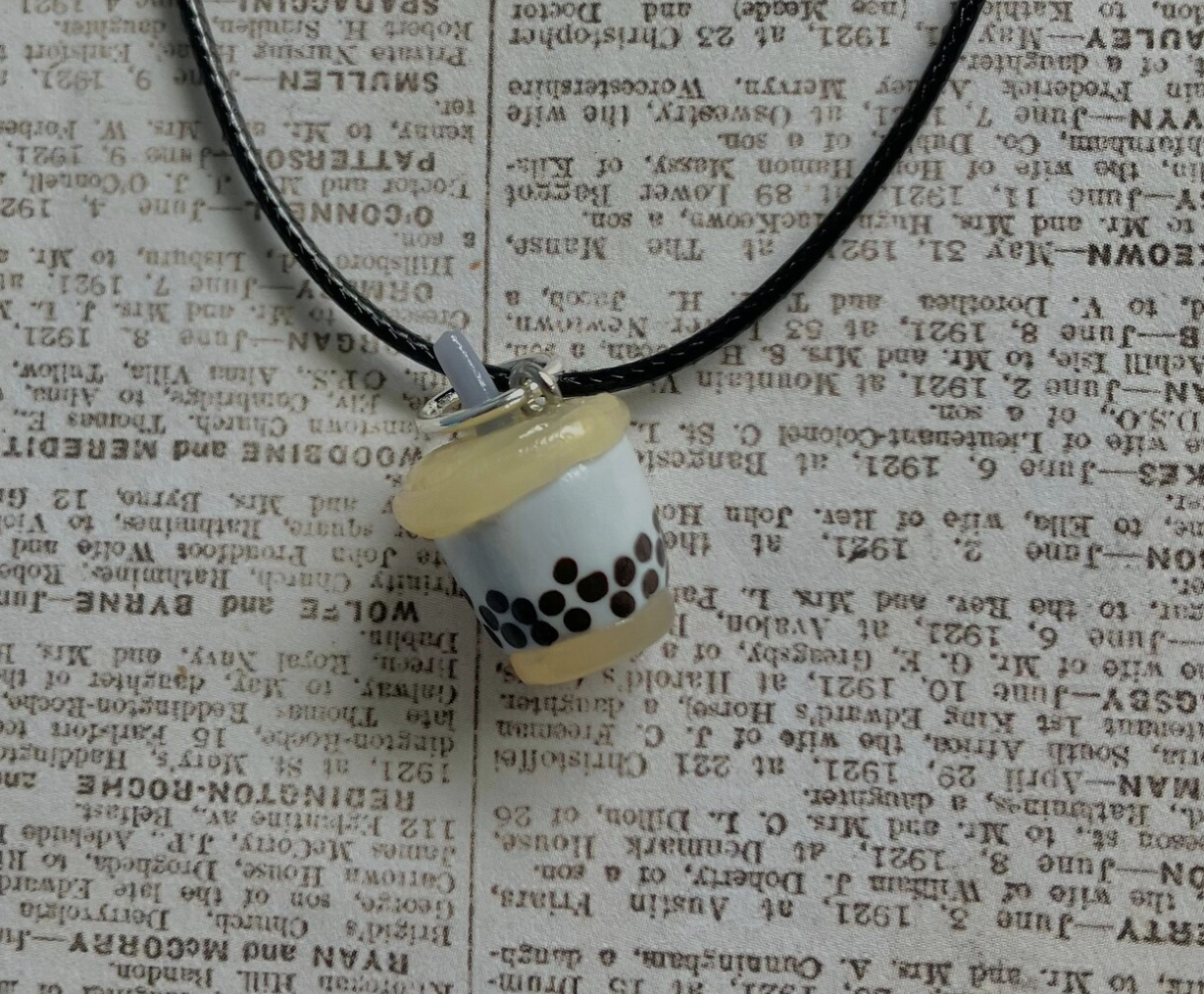 Blue bubble tea necklace