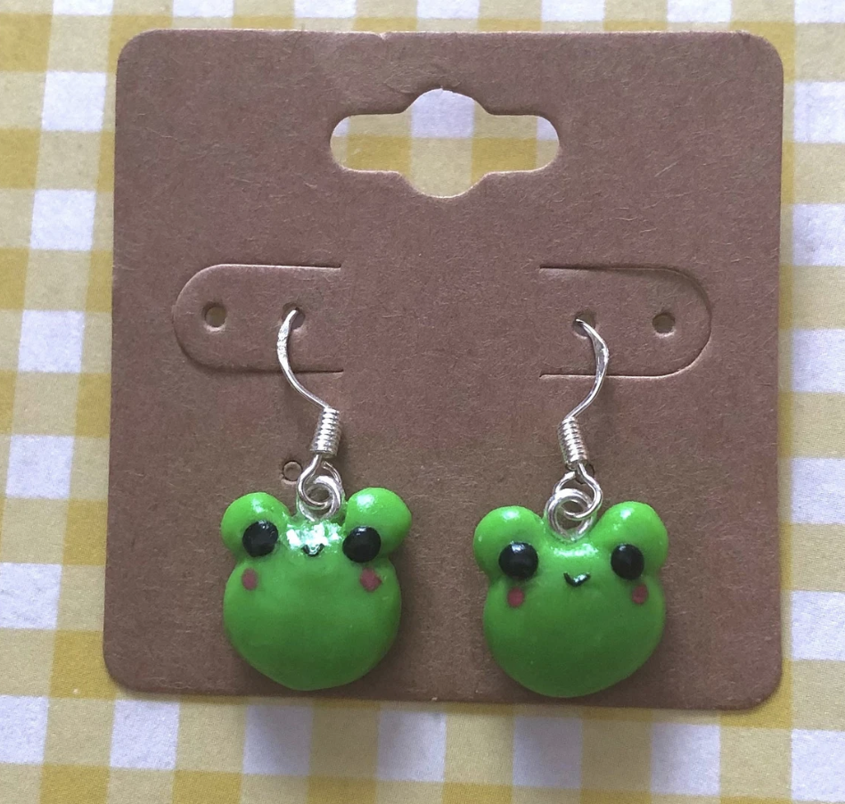 green frog earrings